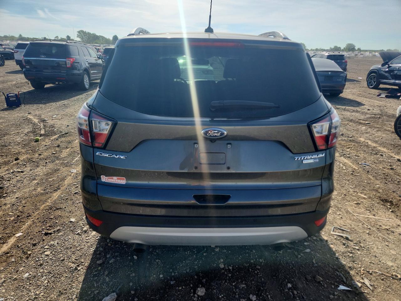 2017 Ford Escape Titanium - zdjęcie 6