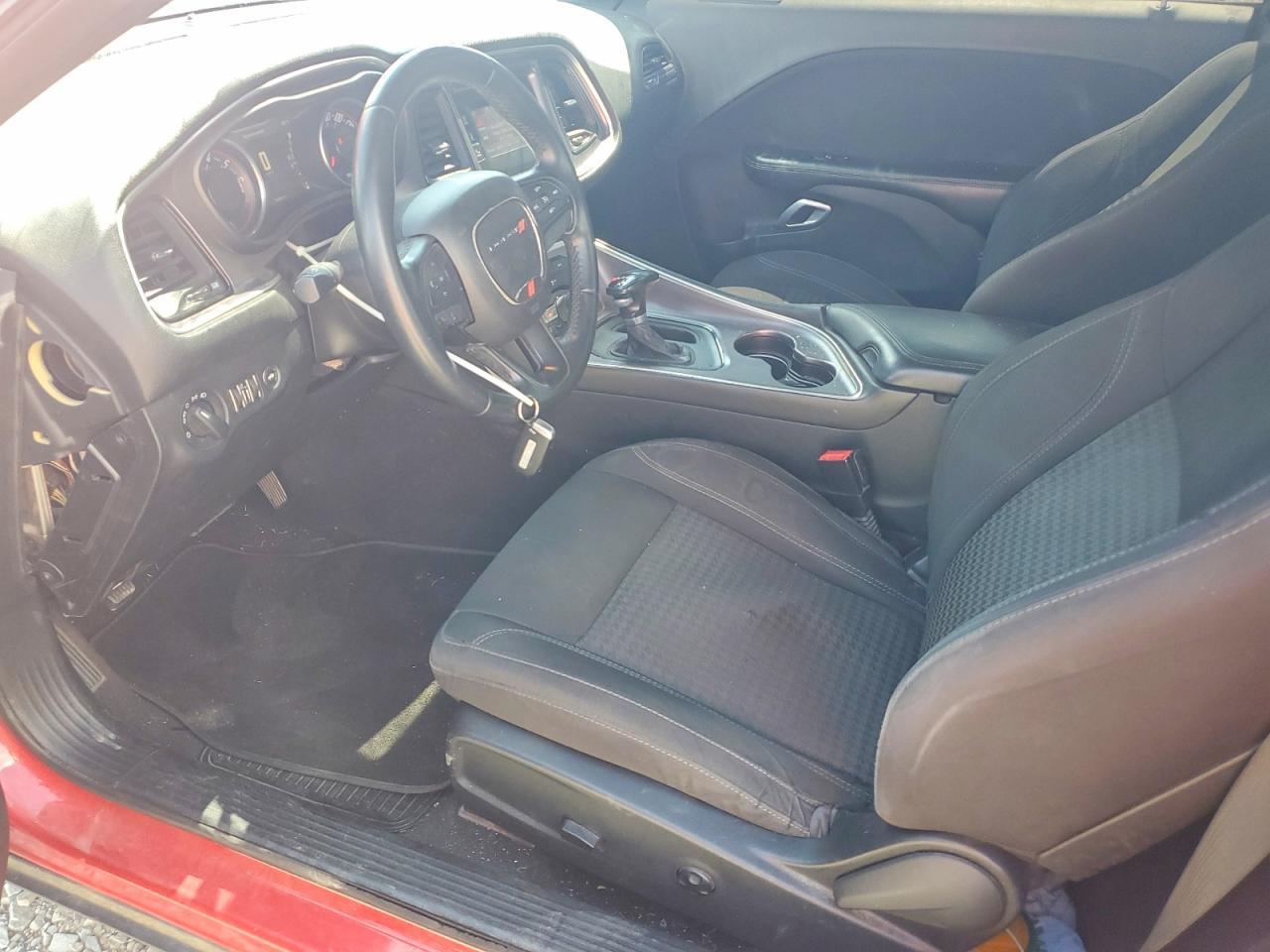 2016 Dodge Challenger Sxt - zdjęcie 7
