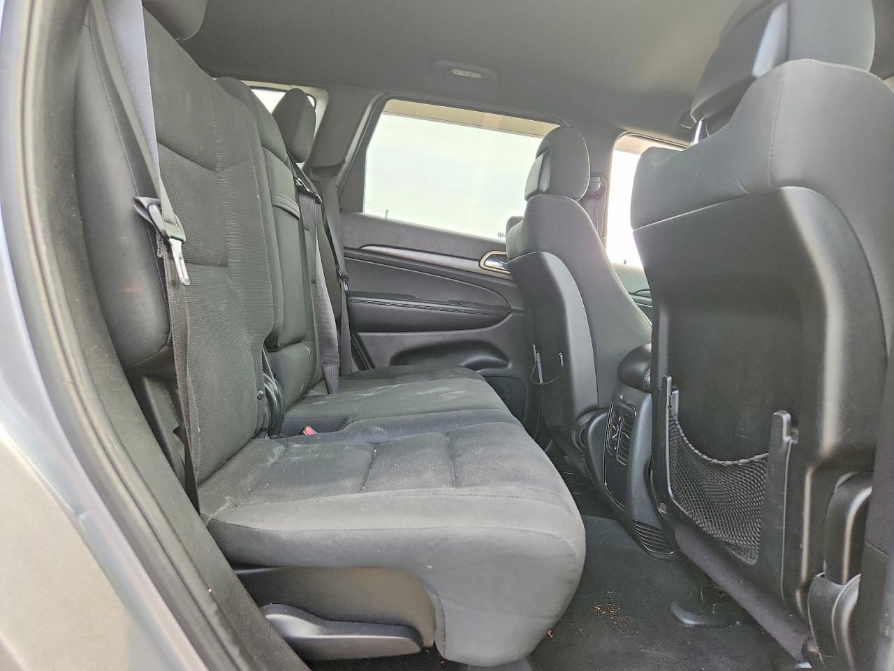 2014 Jeep Grand Cherokee Laredo - zdjęcie 11