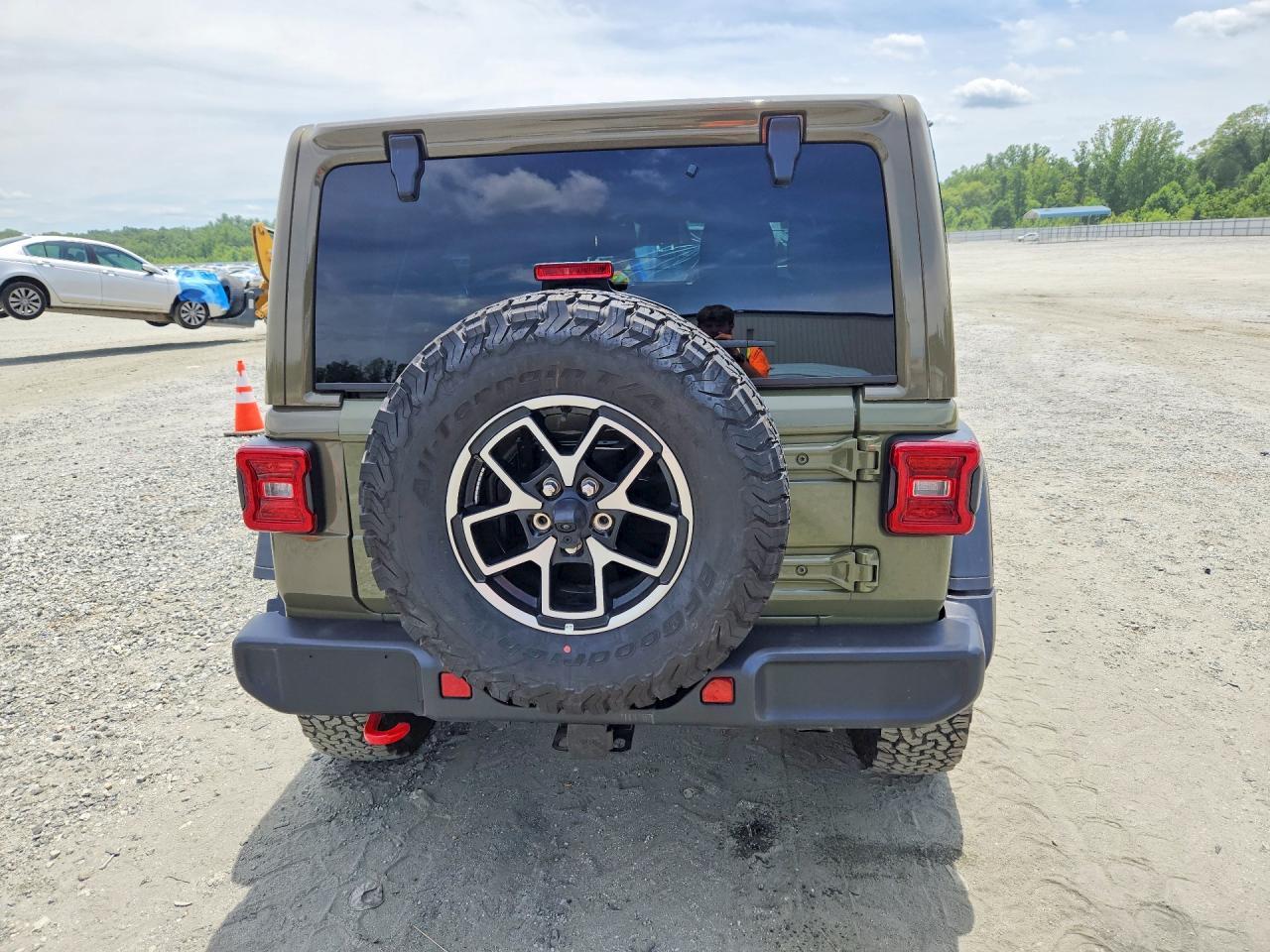 2021 Jeep Wrangler Unlimited Rubicon - zdjęcie 6