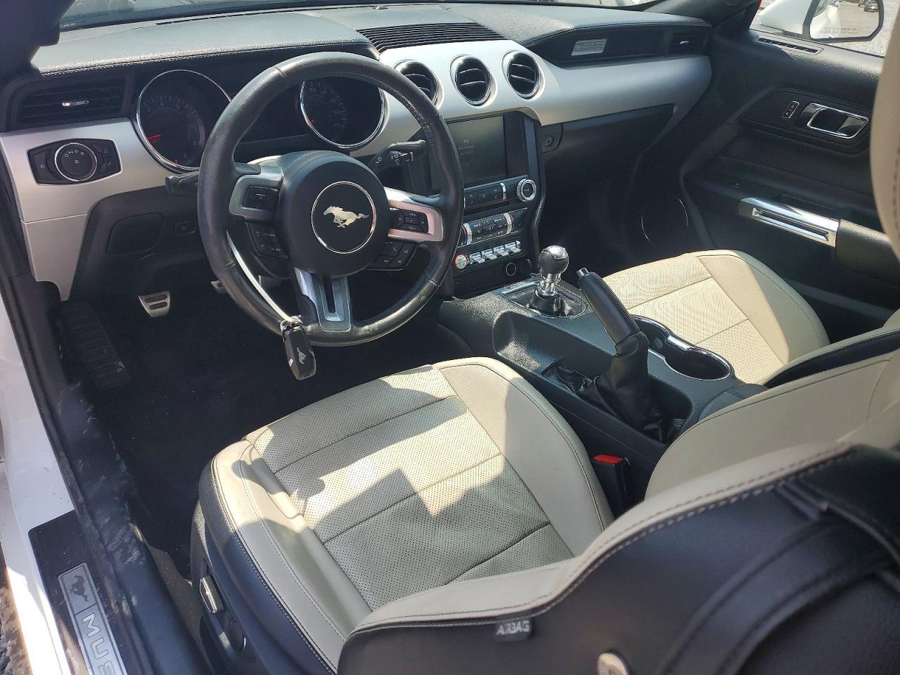 2015 Ford Mustang Gt - zdjęcie 8