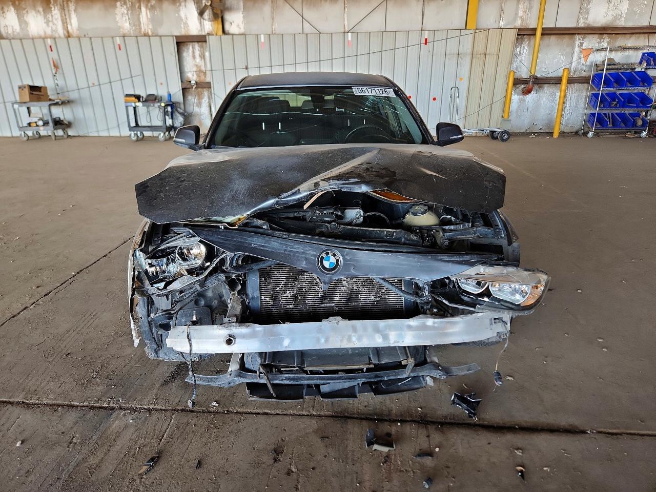 2016 BMW 320 I - zdjęcie 5