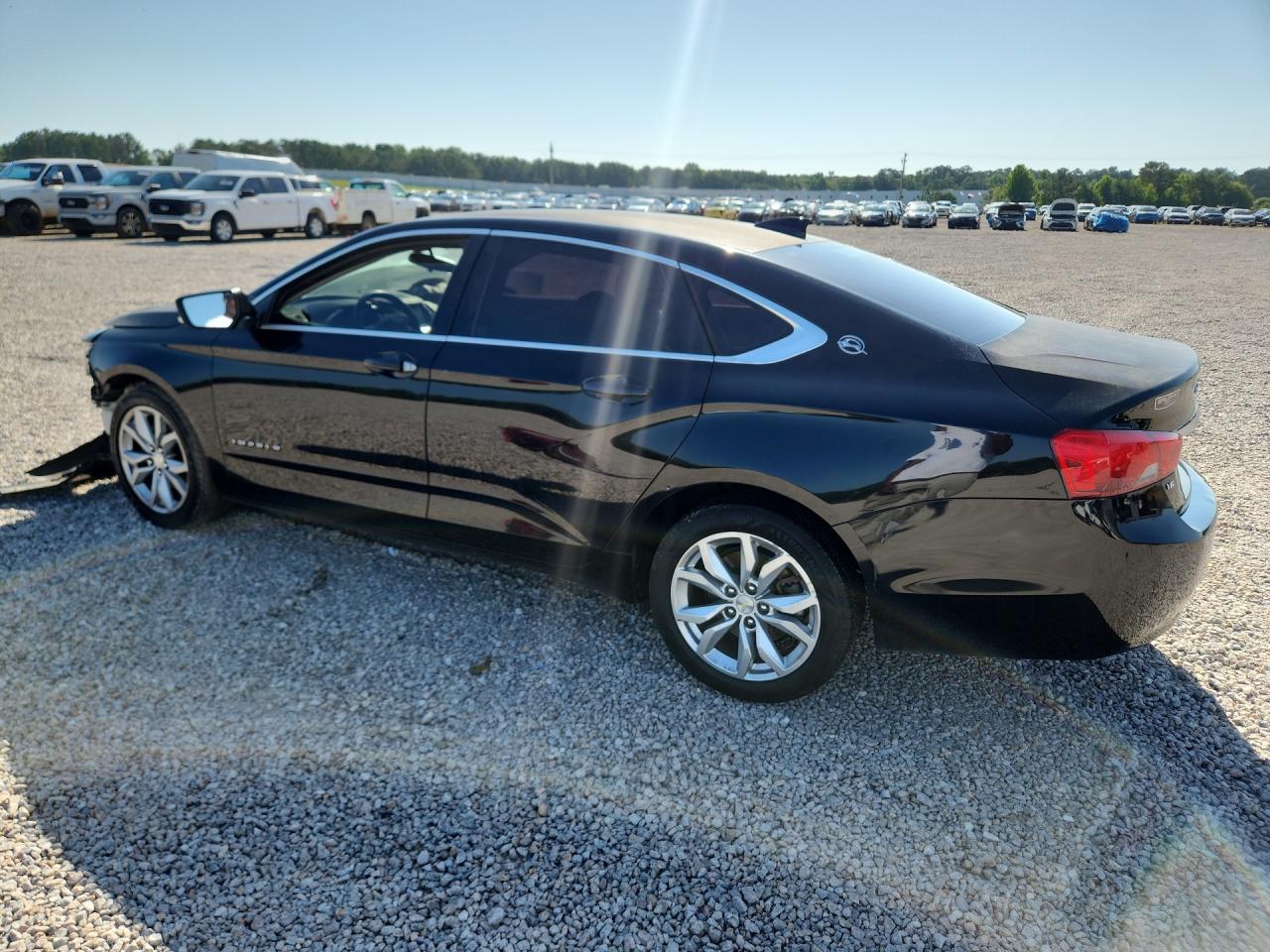 2017 Chevrolet Impala Lt - zdjęcie 2