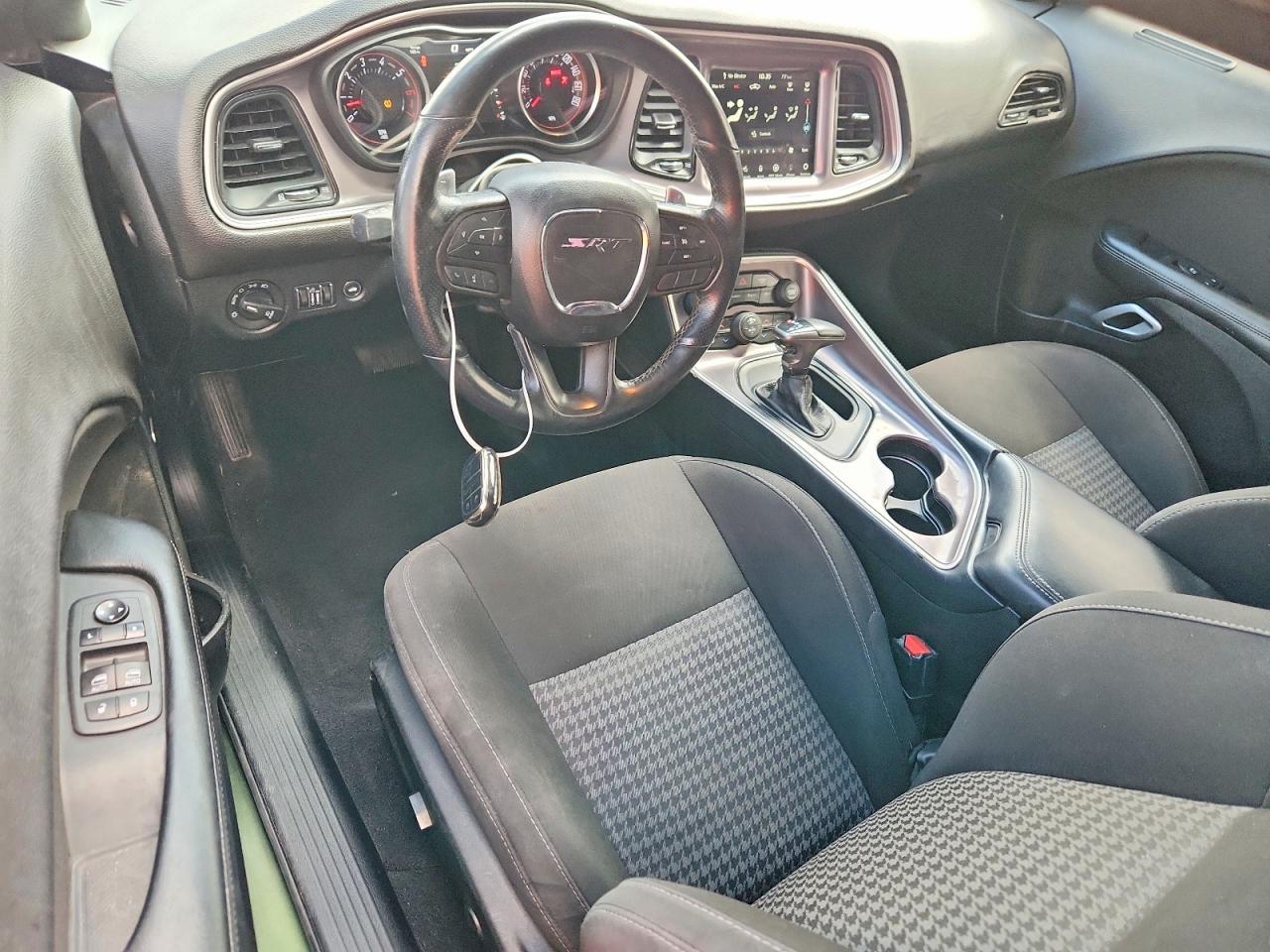 2021 Dodge Challenger R - zdjęcie 8
