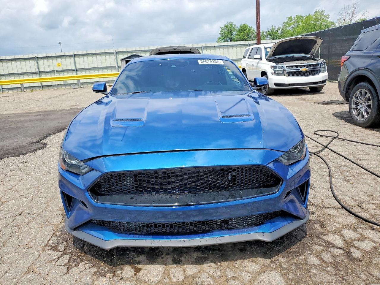 2022 Ford Mustang Gt - zdjęcie 5
