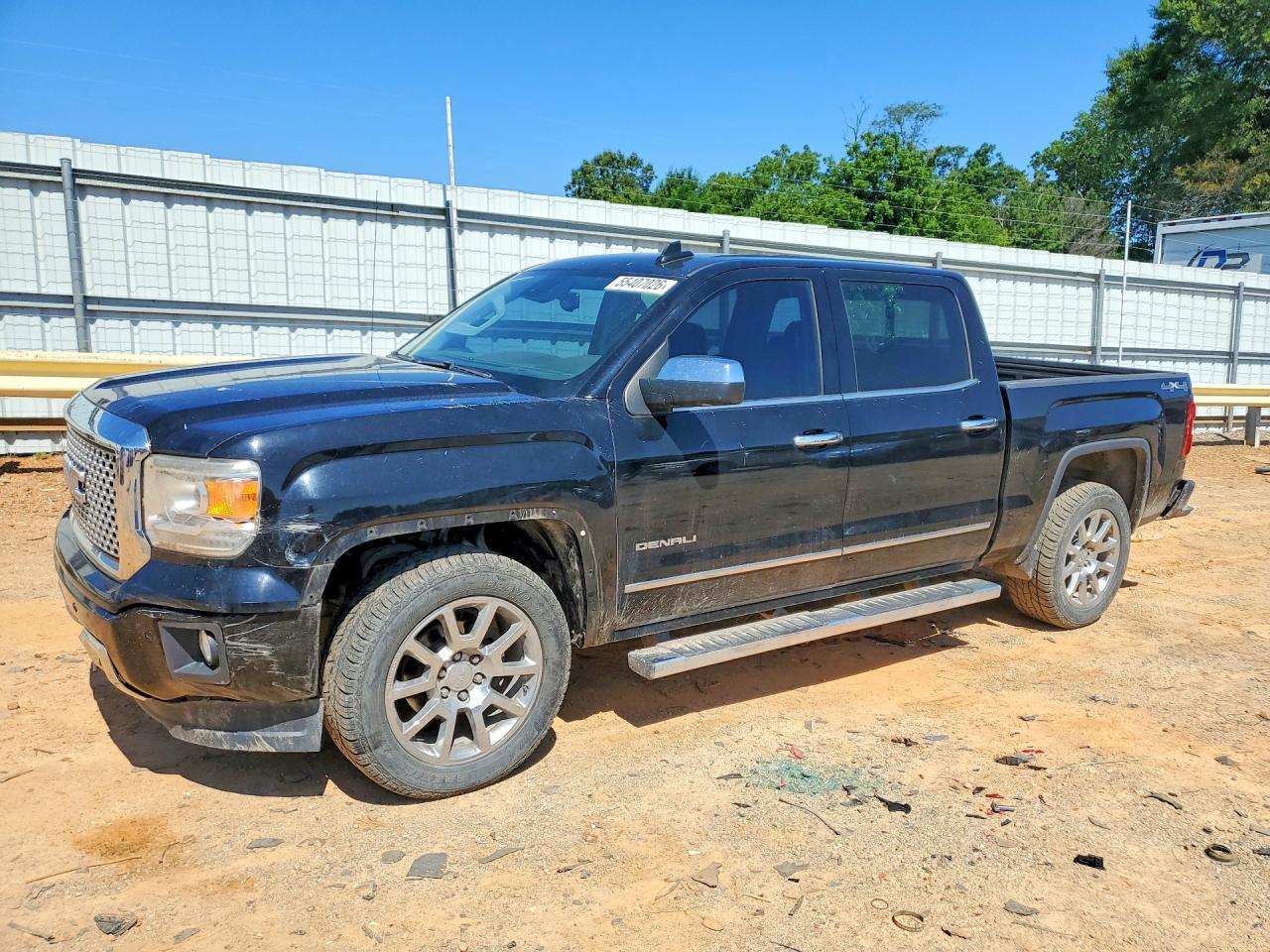 2015 GMC Sierra K1500 Denali - zdjęcie główne