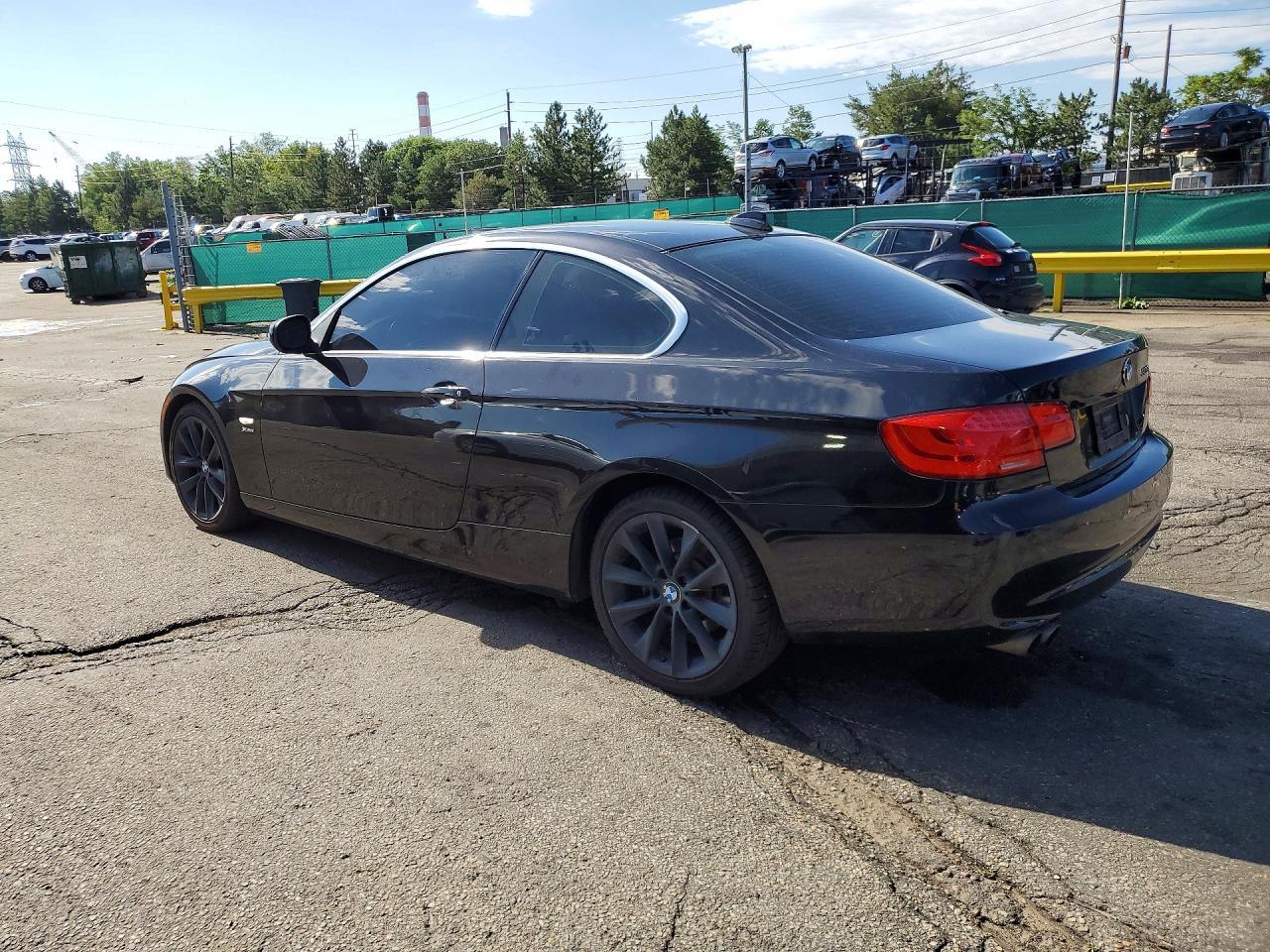 2013 BMW Seria 3 Coupe 328i - zdjęcie 2
