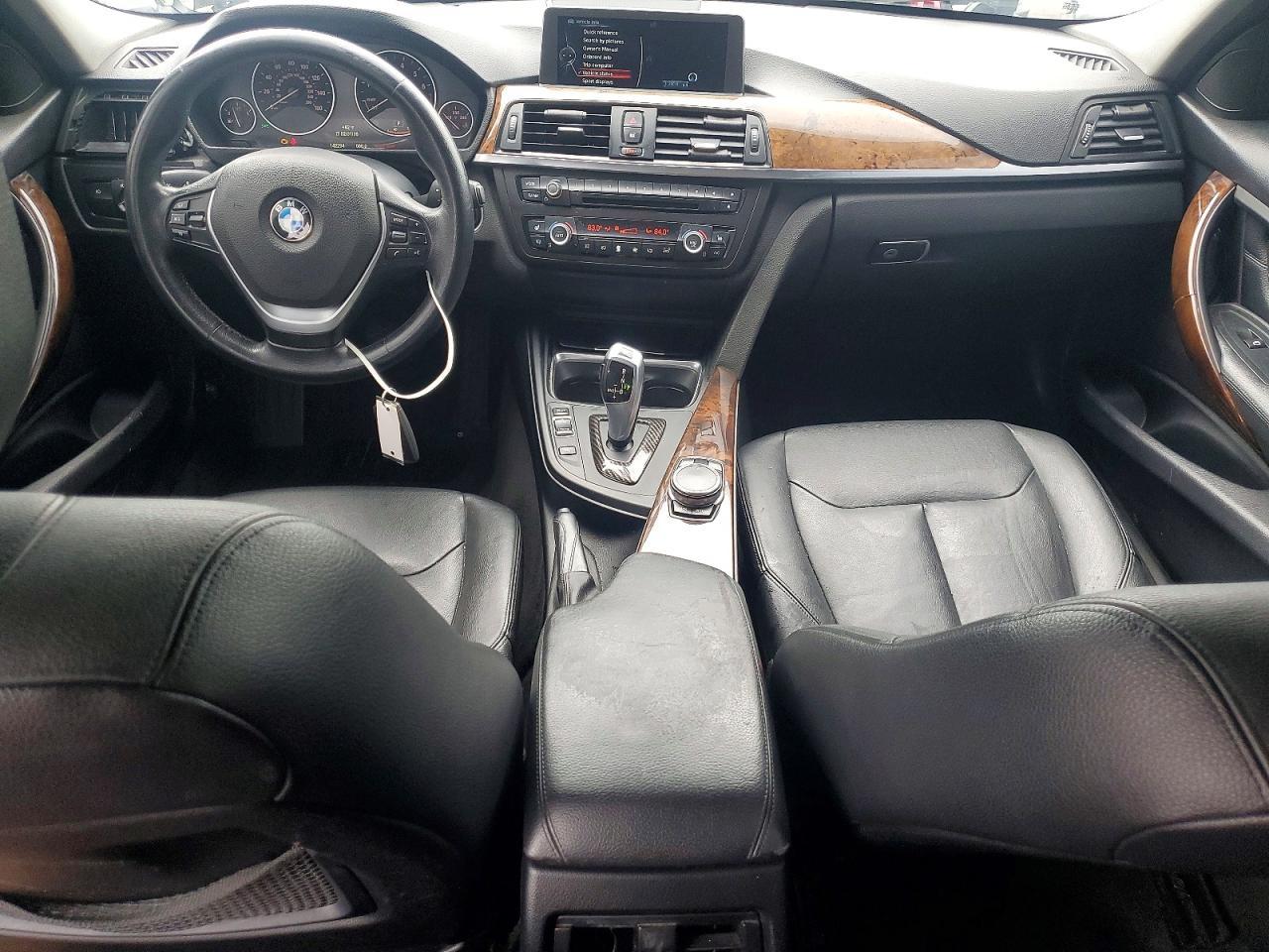 2015 BMW Seria 3 328i - zdjęcie 8