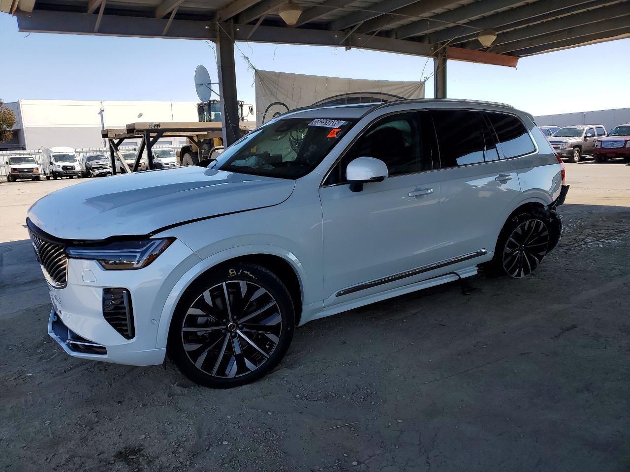 Volvo XC90 - zdjęcie 1