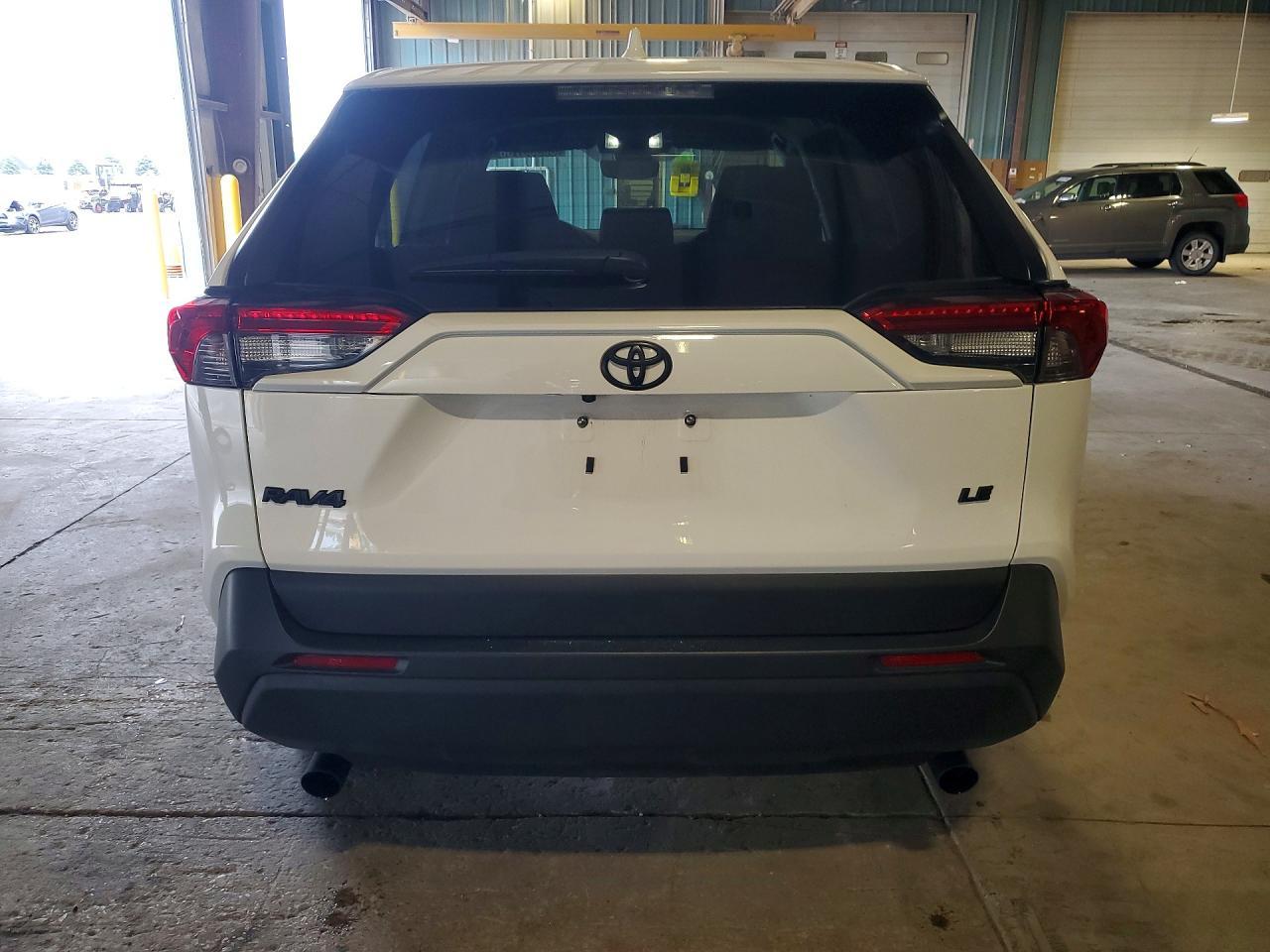 2025 Toyota Rav4 Le - zdjęcie 6