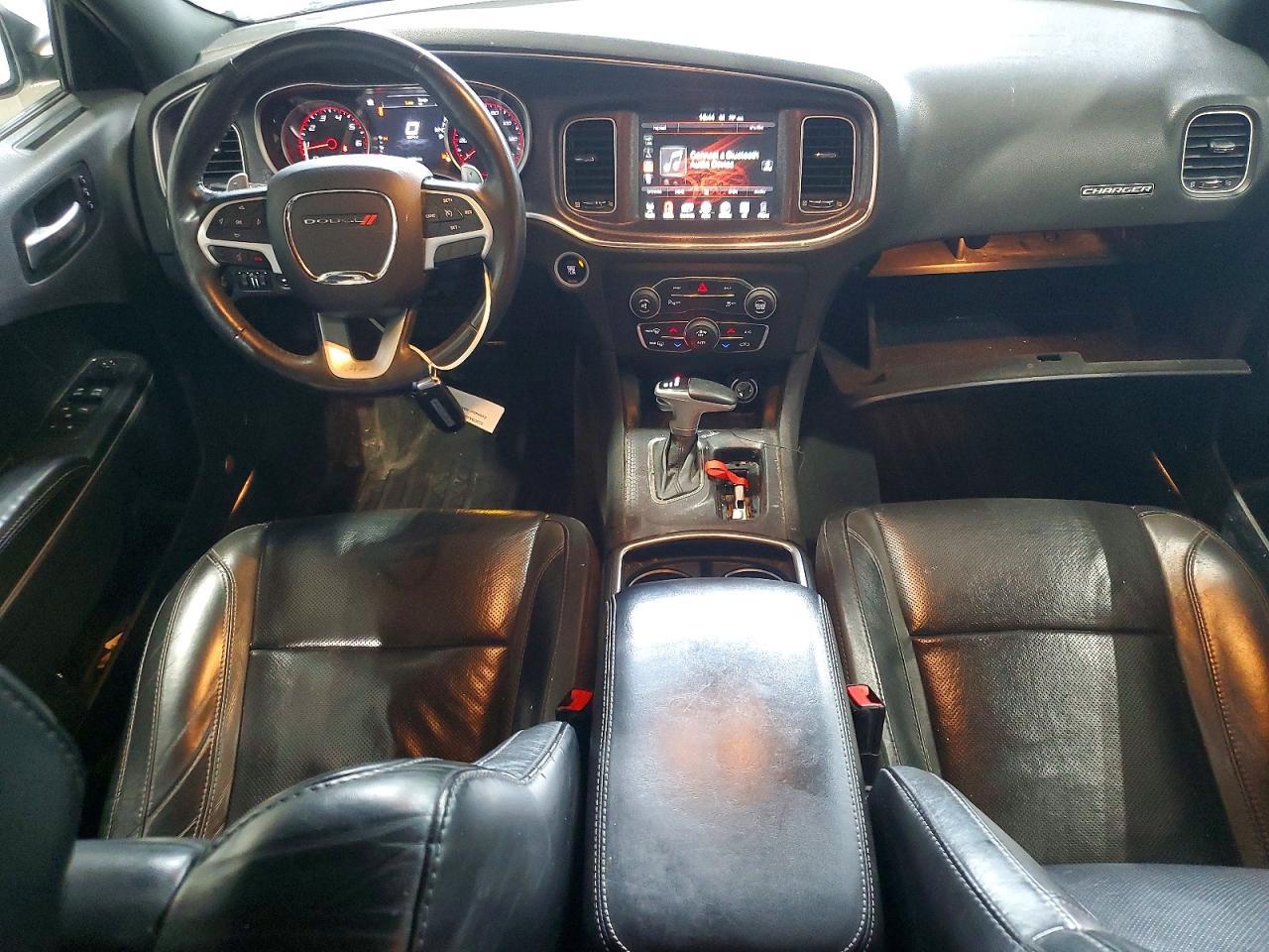 2016 Dodge Charger Sxt - zdjęcie 8