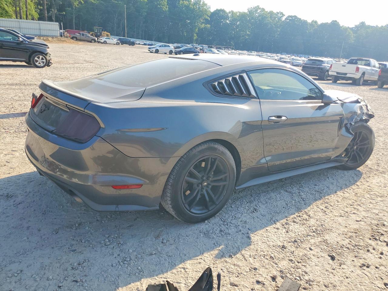 2016 Ford Mustang - zdjęcie 3