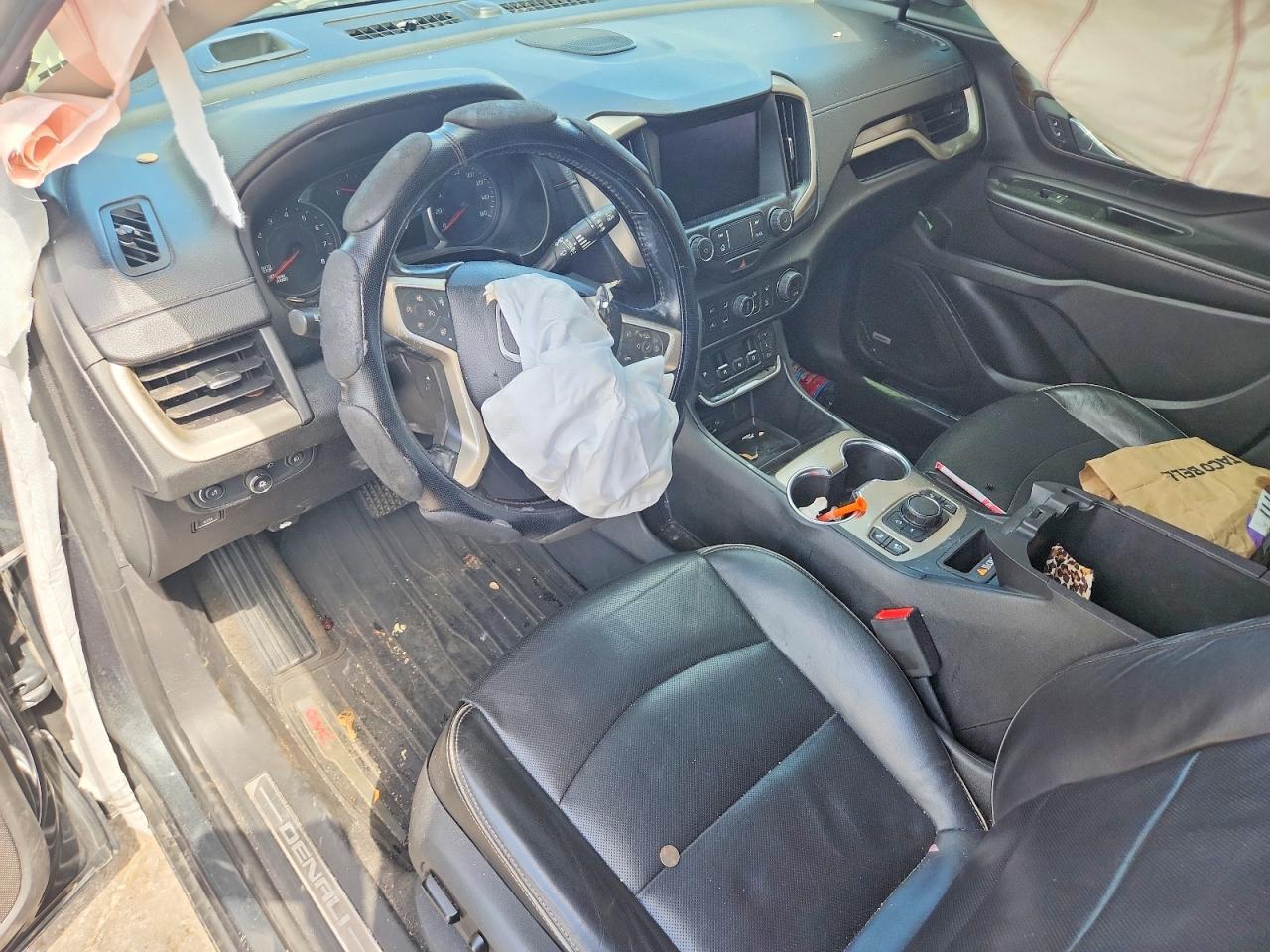 2019 GMC Terrain Denali - zdjęcie 8