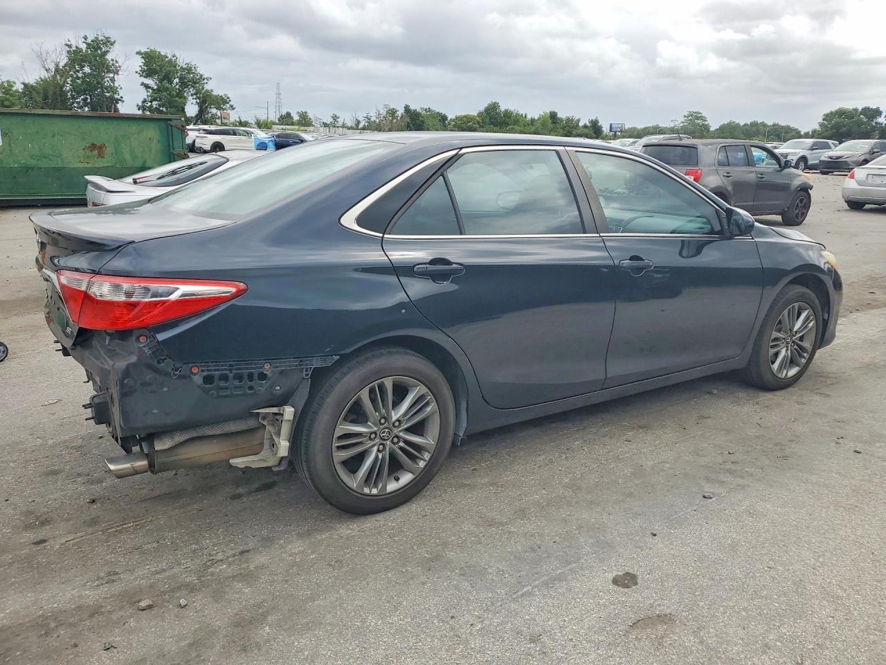 2017 Toyota Camry Se - zdjęcie 3