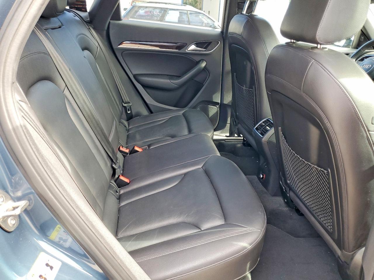 2018 Audi Q3 Premium Plus - zdjęcie 11