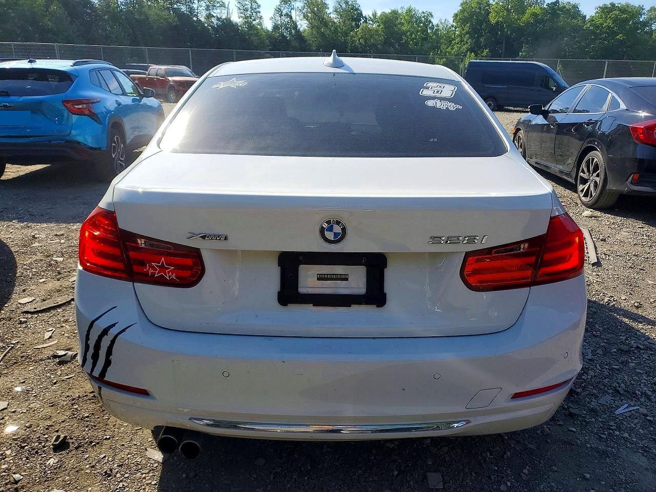 2015 BMW Seria 3 328i - zdjęcie 6