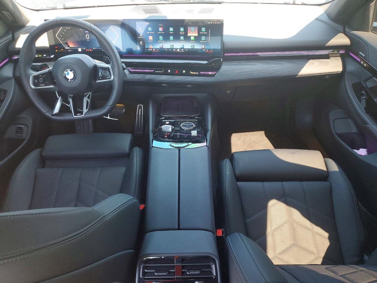 2024 BMW 530 Xi - zdjęcie 8