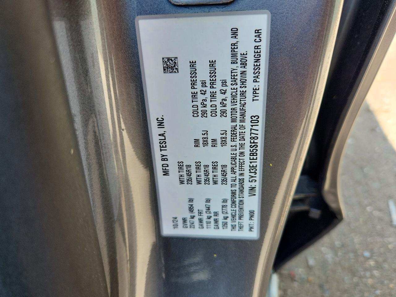 2025 Tesla Model 3 - zdjęcie 13