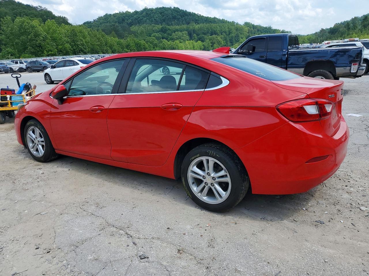 2018 Chevrolet Cruze Lt - zdjęcie 2