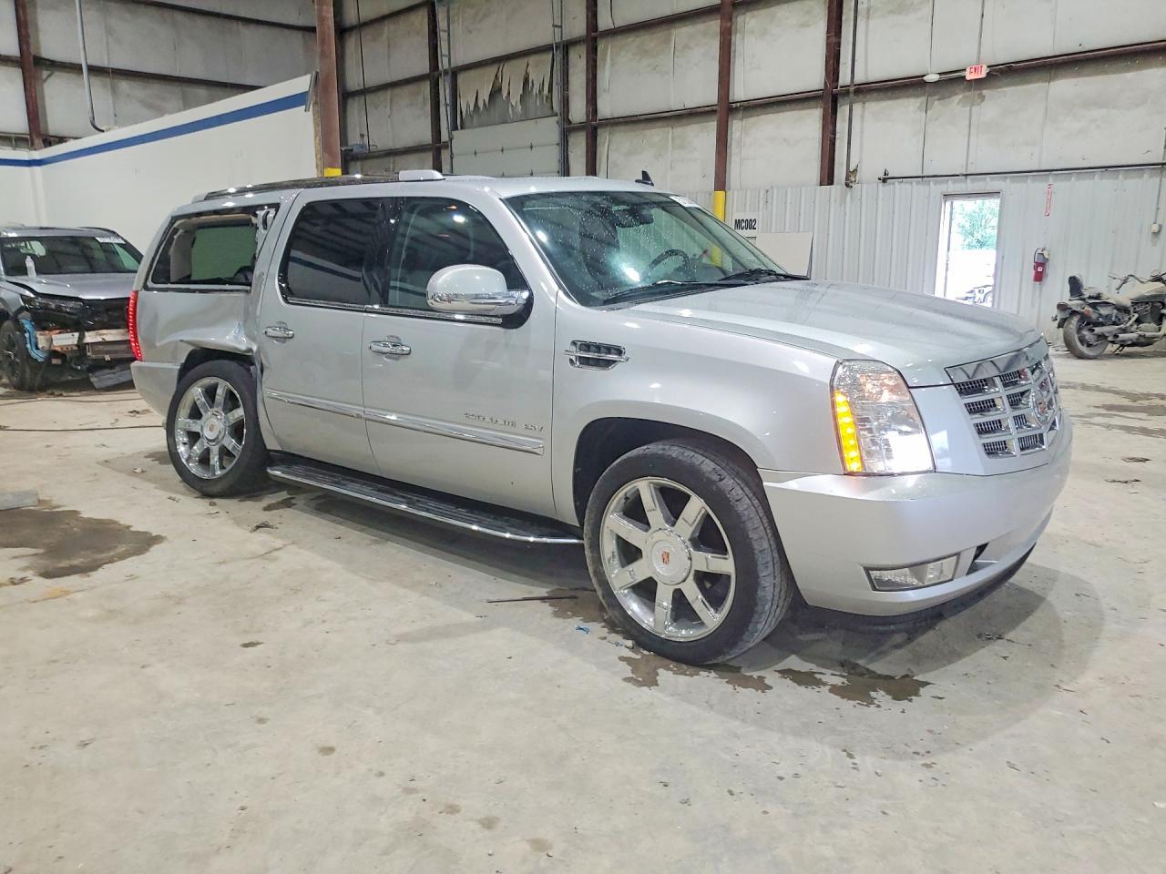 2013 Cadillac Escalade Esv Luxury - zdjęcie 4