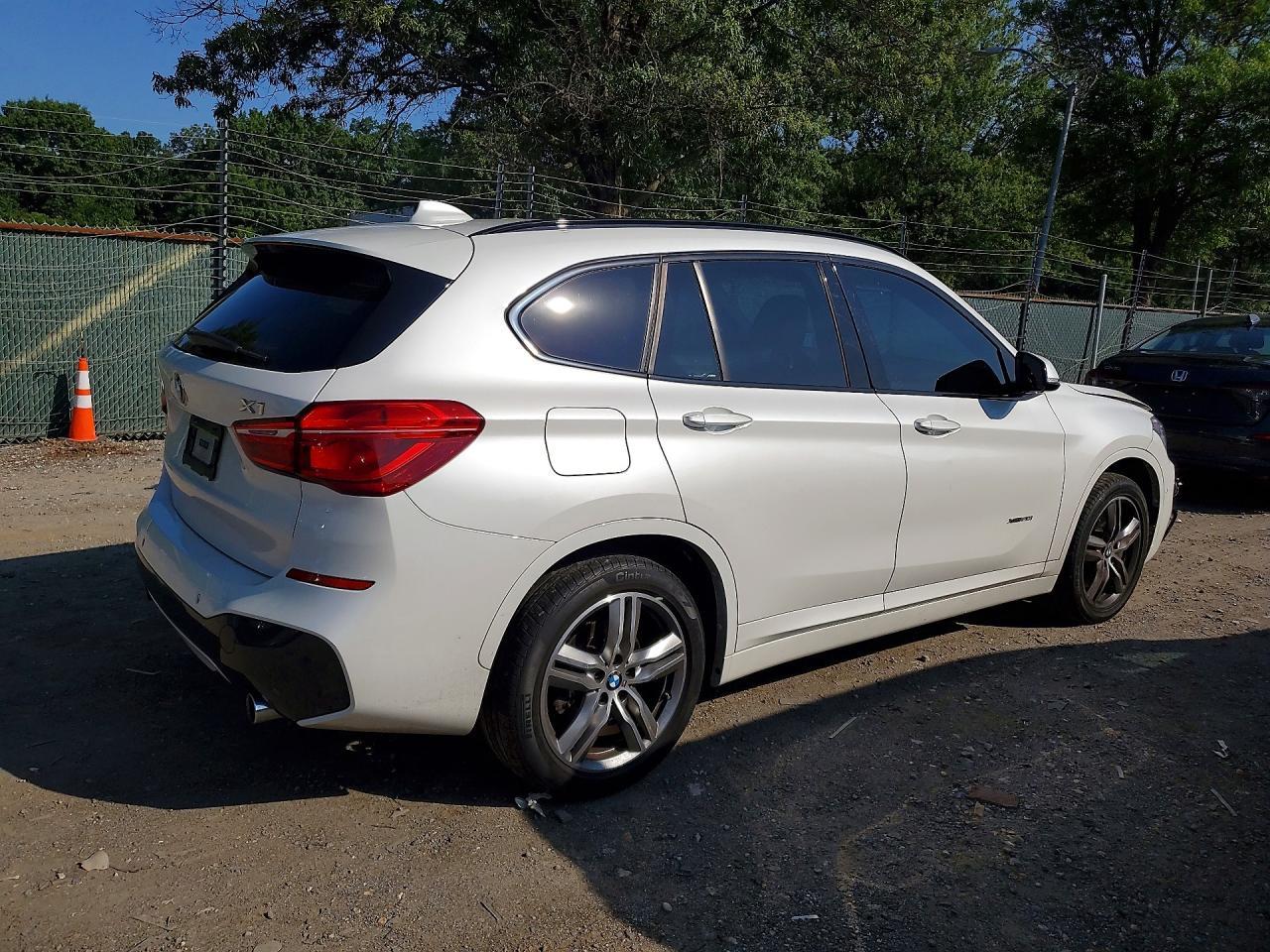 2018 BMW X1 xDrive28I - zdjęcie 3