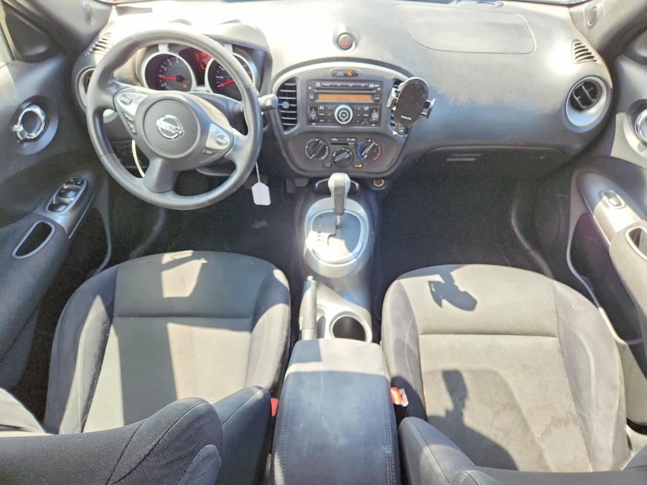 2014 Nissan Juke S - zdjęcie 8
