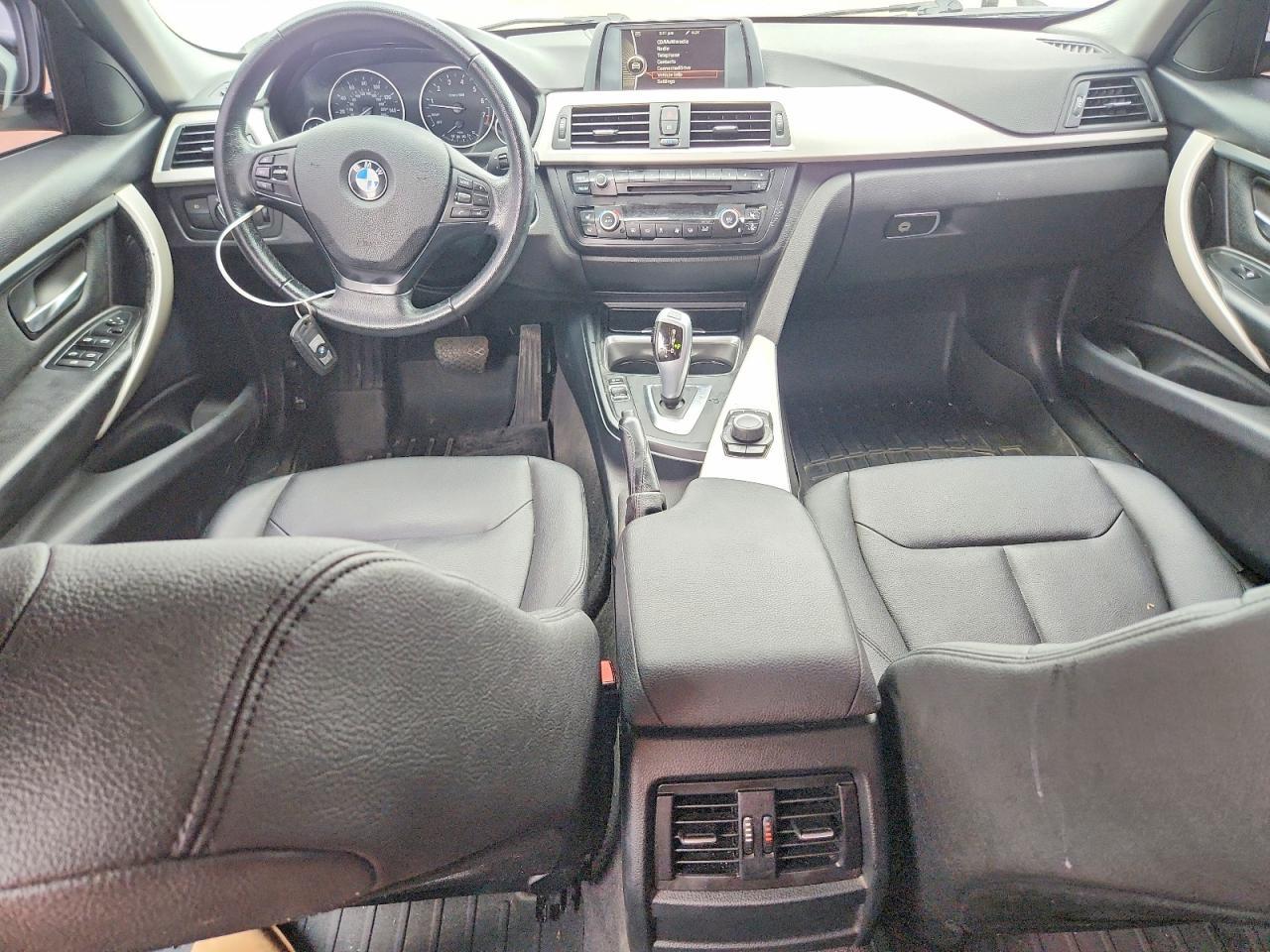 2014 BMW 320 I xDrive - zdjęcie 8