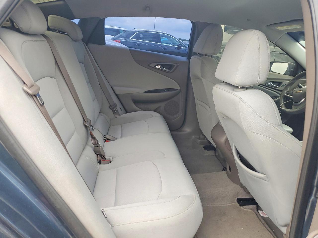 2019 Chevrolet Malibu Ls - zdjęcie 10