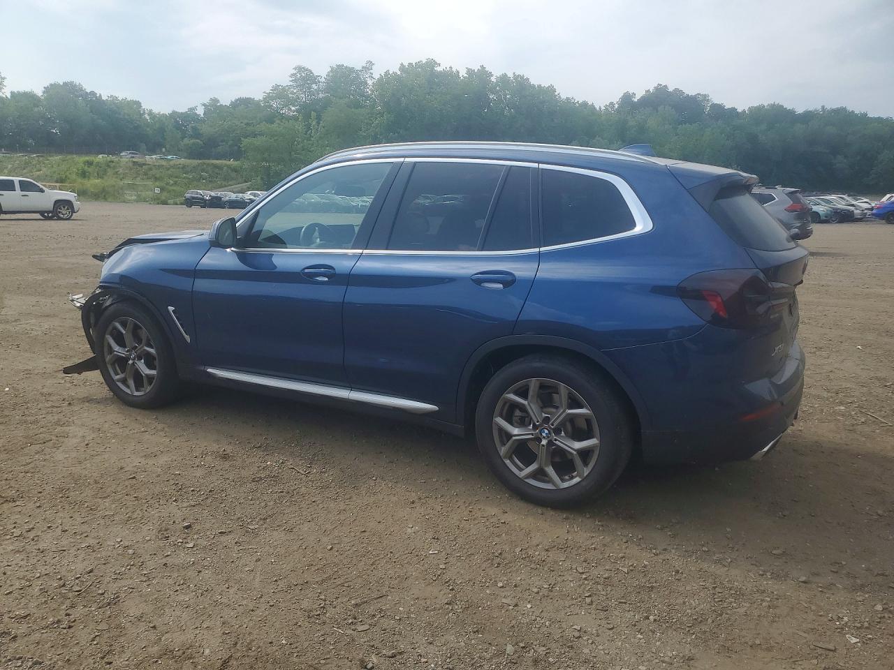 2022 BMW X3 xDrive30I - zdjęcie 2