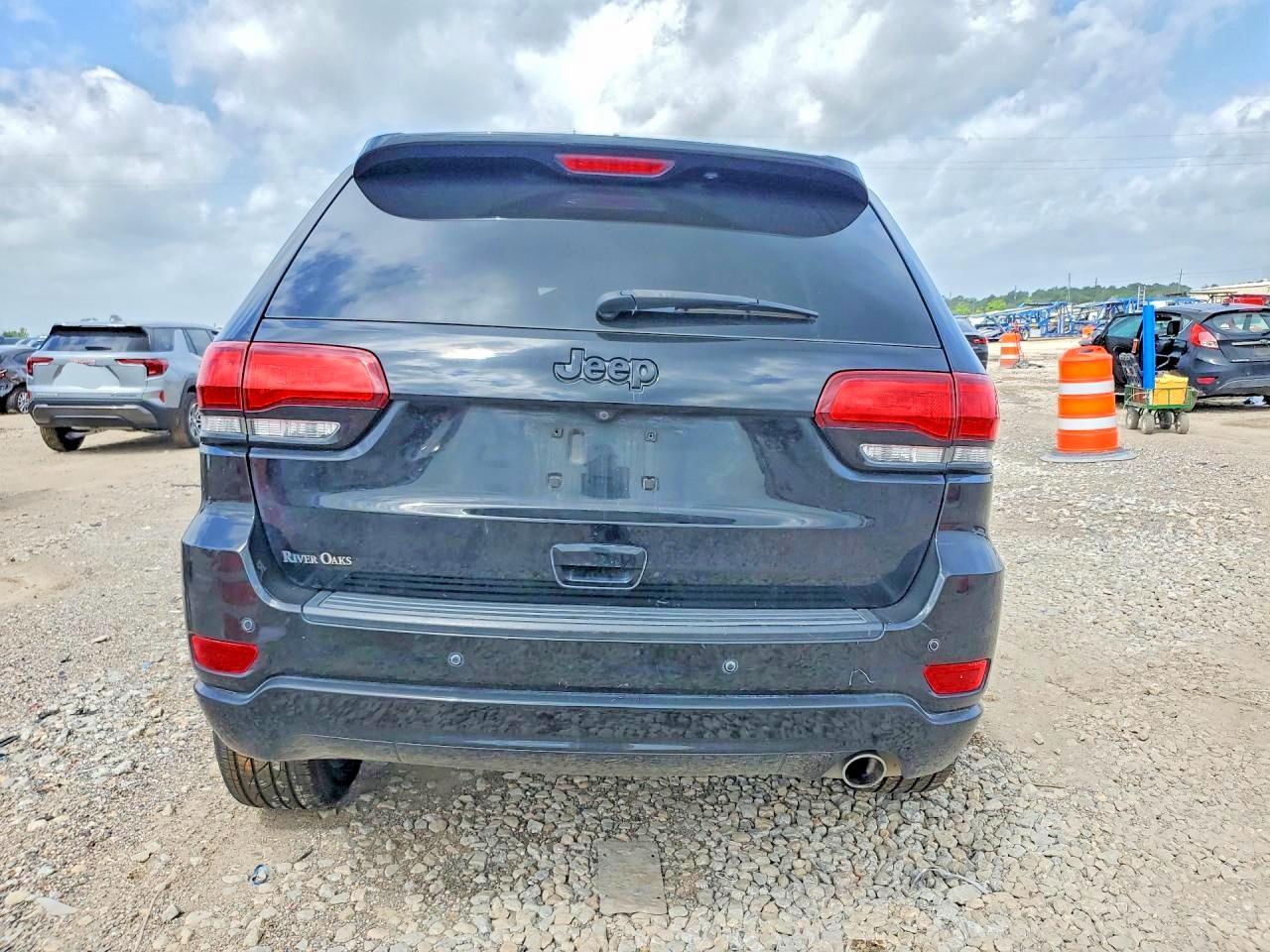 2020 Jeep Grand Cherokee Laredo - zdjęcie 6
