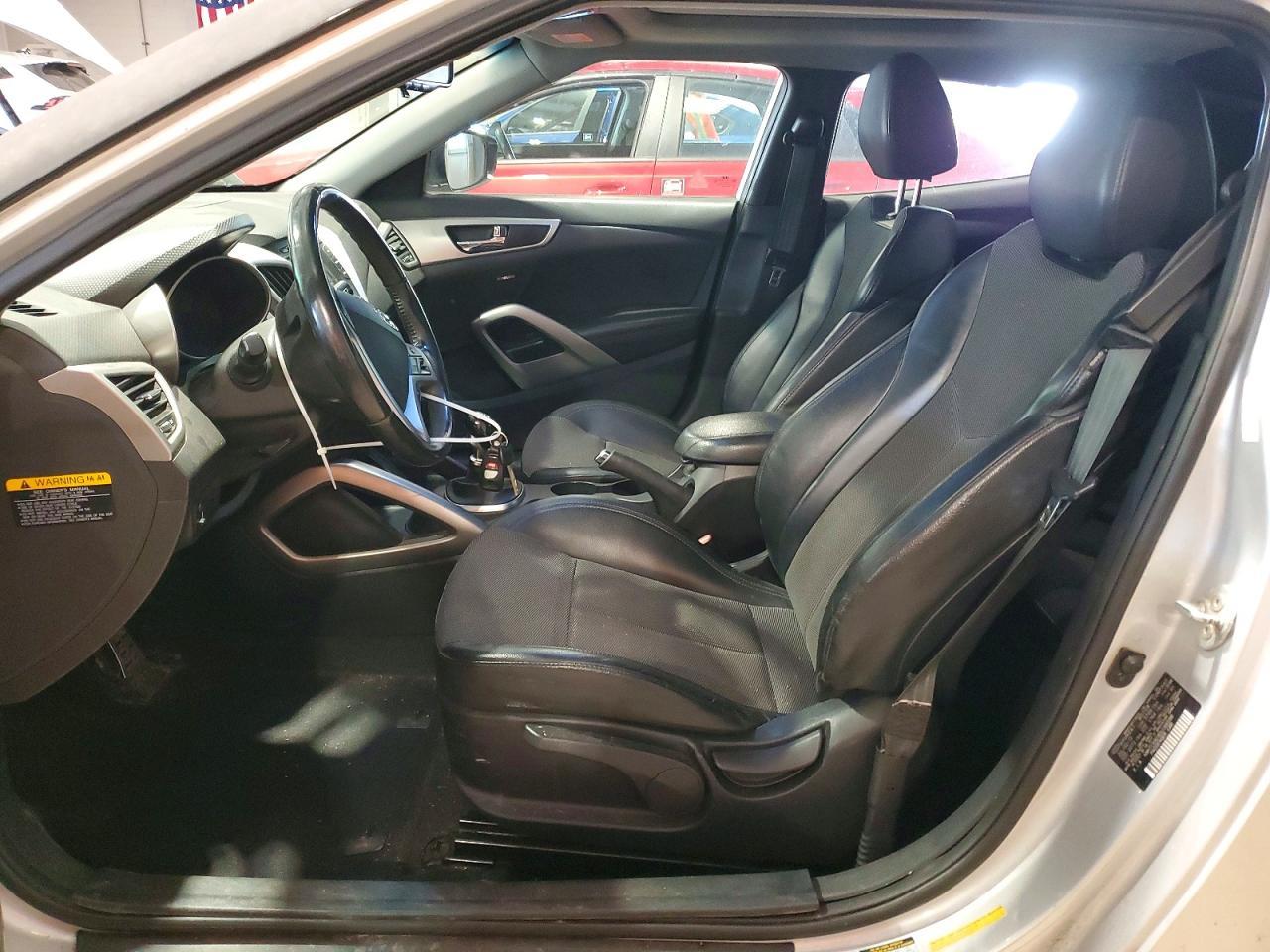 2013 Hyundai Veloster Base - zdjęcie 7