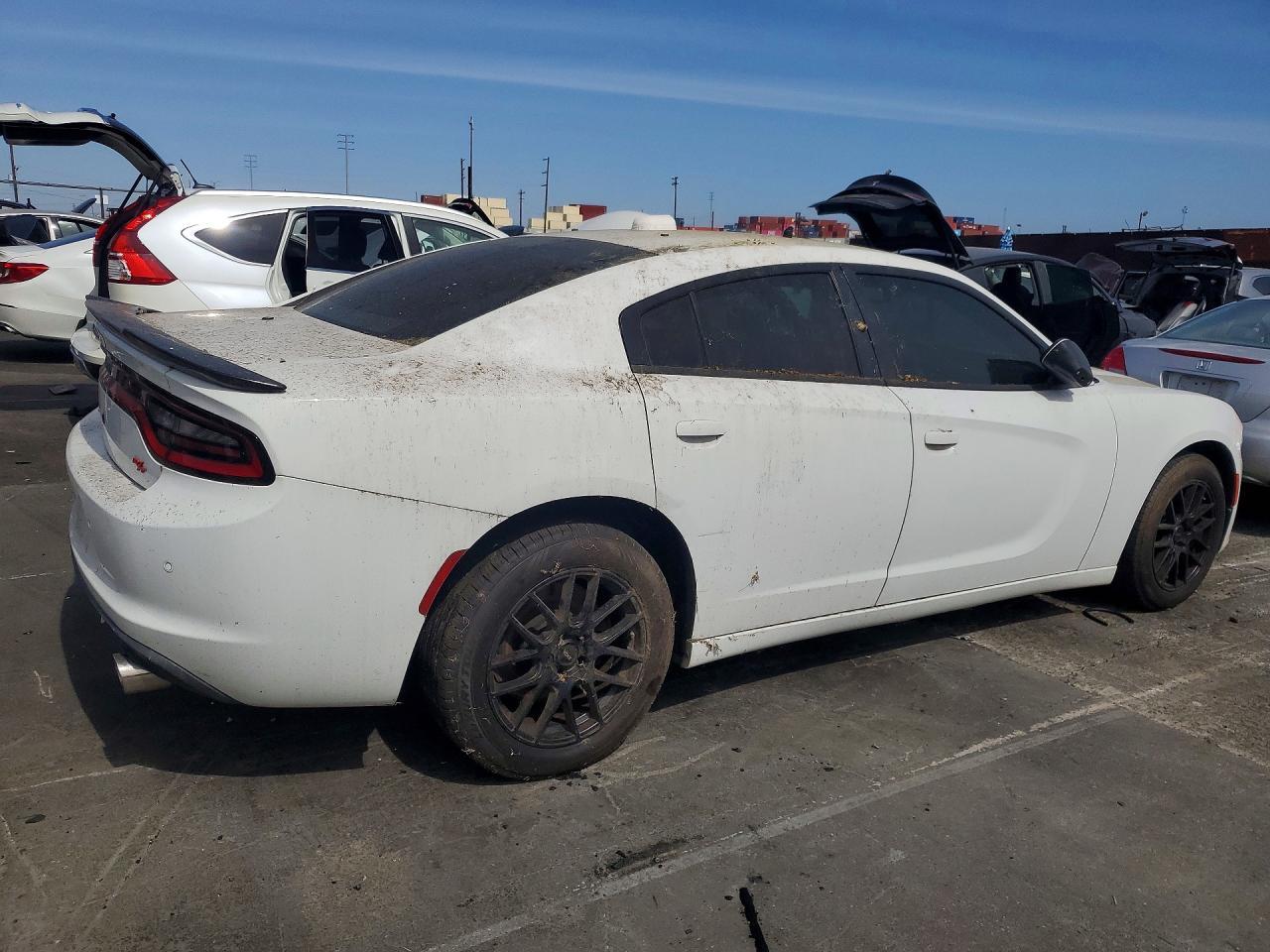 2016 Dodge Charger Police - zdjęcie 3