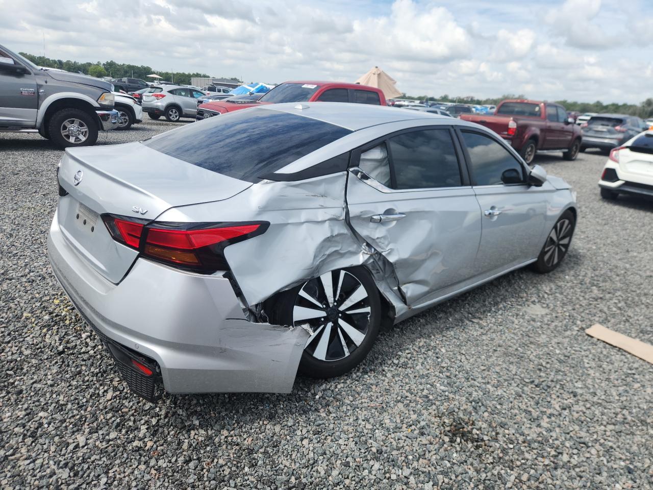 2022 Nissan Altima Sv - zdjęcie 3