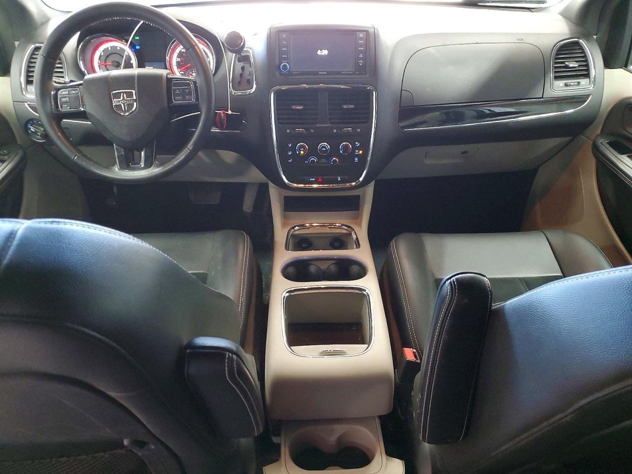 2017 Dodge Grand Caravan Sxt - zdjęcie 8