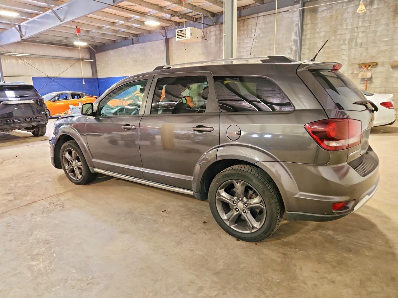 2015 Dodge Journey Crossroad - zdjęcie 2