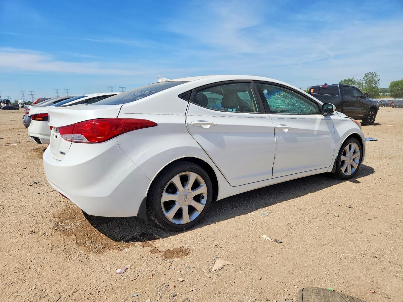 2013 Hyundai Elantra Limited - zdjęcie 3