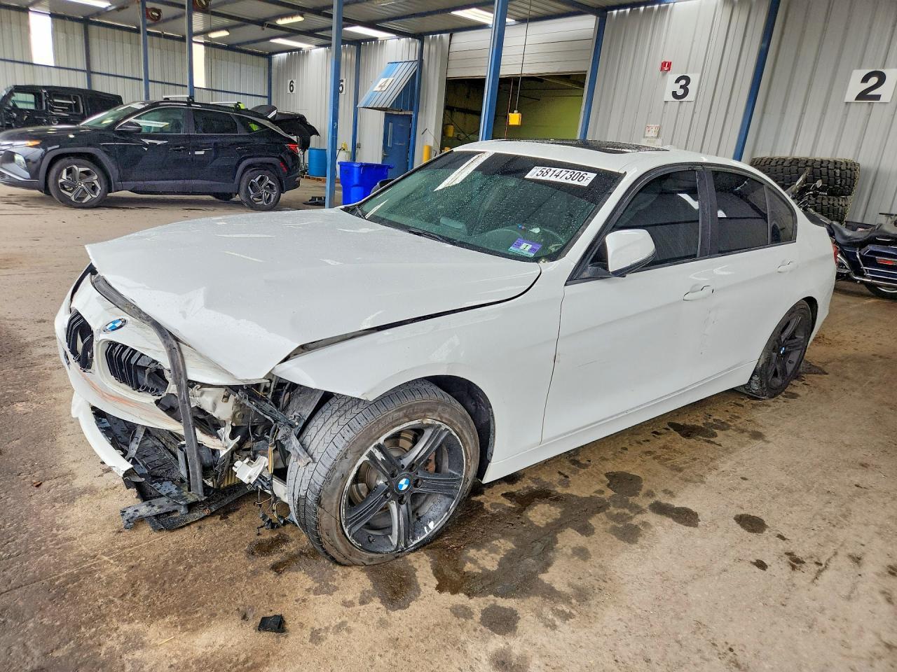 2015 BMW 320 I xDrive - zdjęcie główne