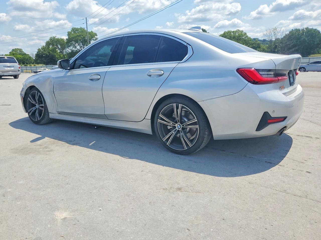 BMW Seria 3 - zdjęcie 2