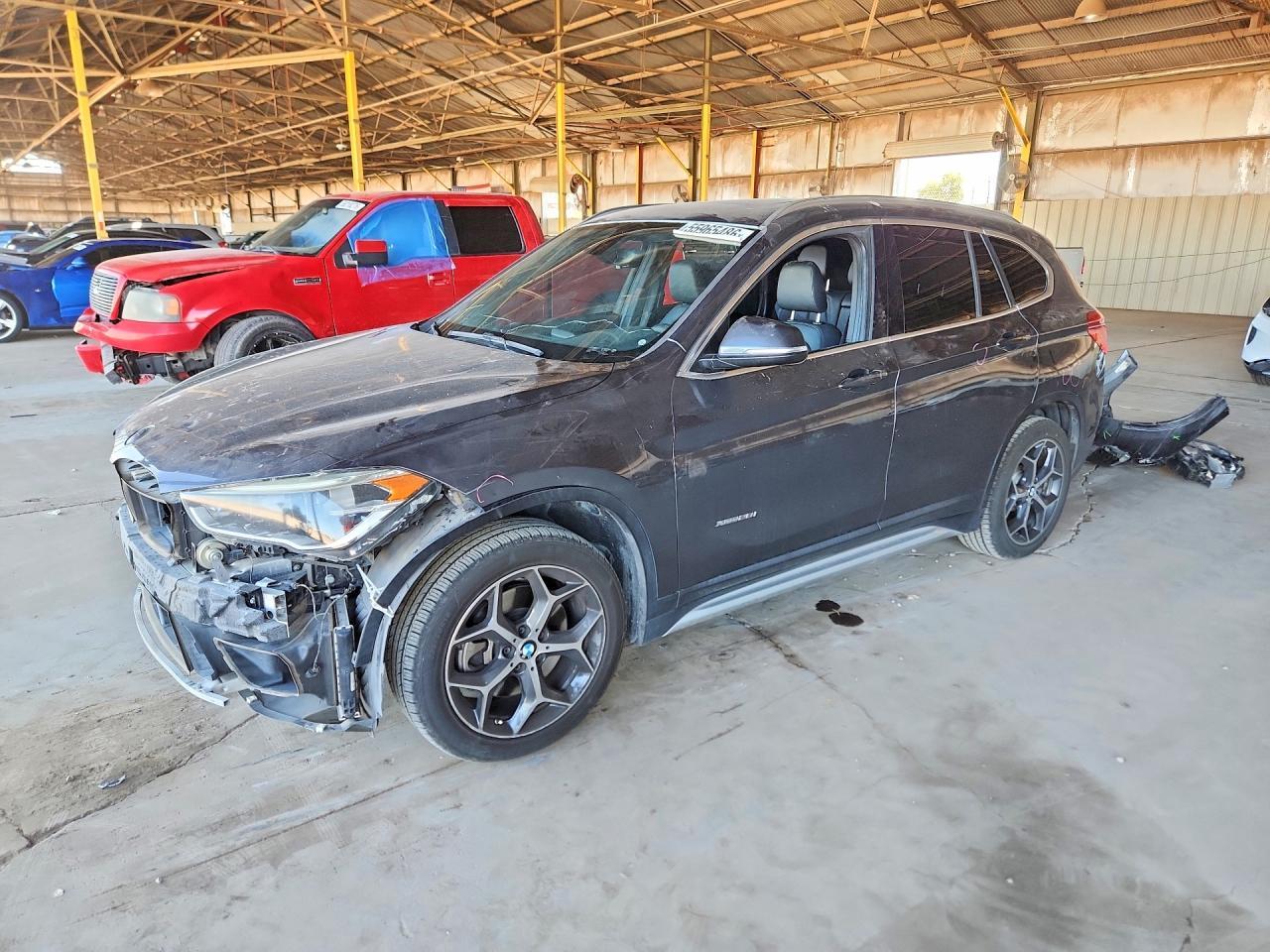 2017 BMW X1 xDrive28I - zdjęcie główne