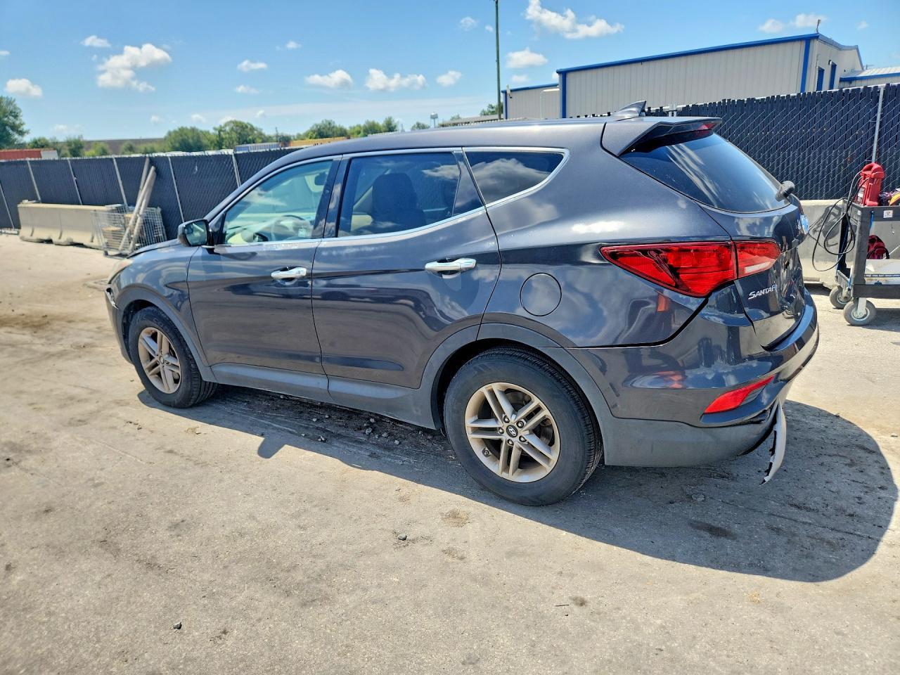 2017 Hyundai Santa Fe Sport 2.4L - zdjęcie 2