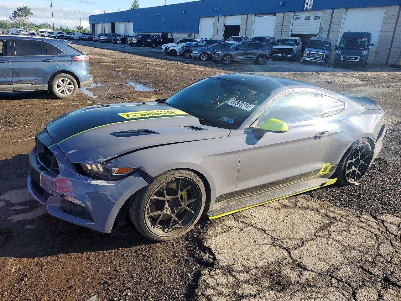 2017 Ford Mustang - zdjęcie główne