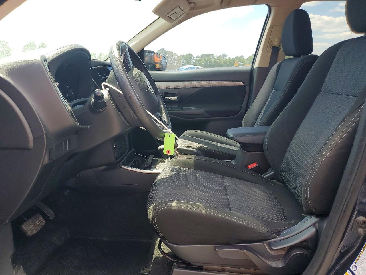 2018 Mitsubishi Outlander Es - zdjęcie 7