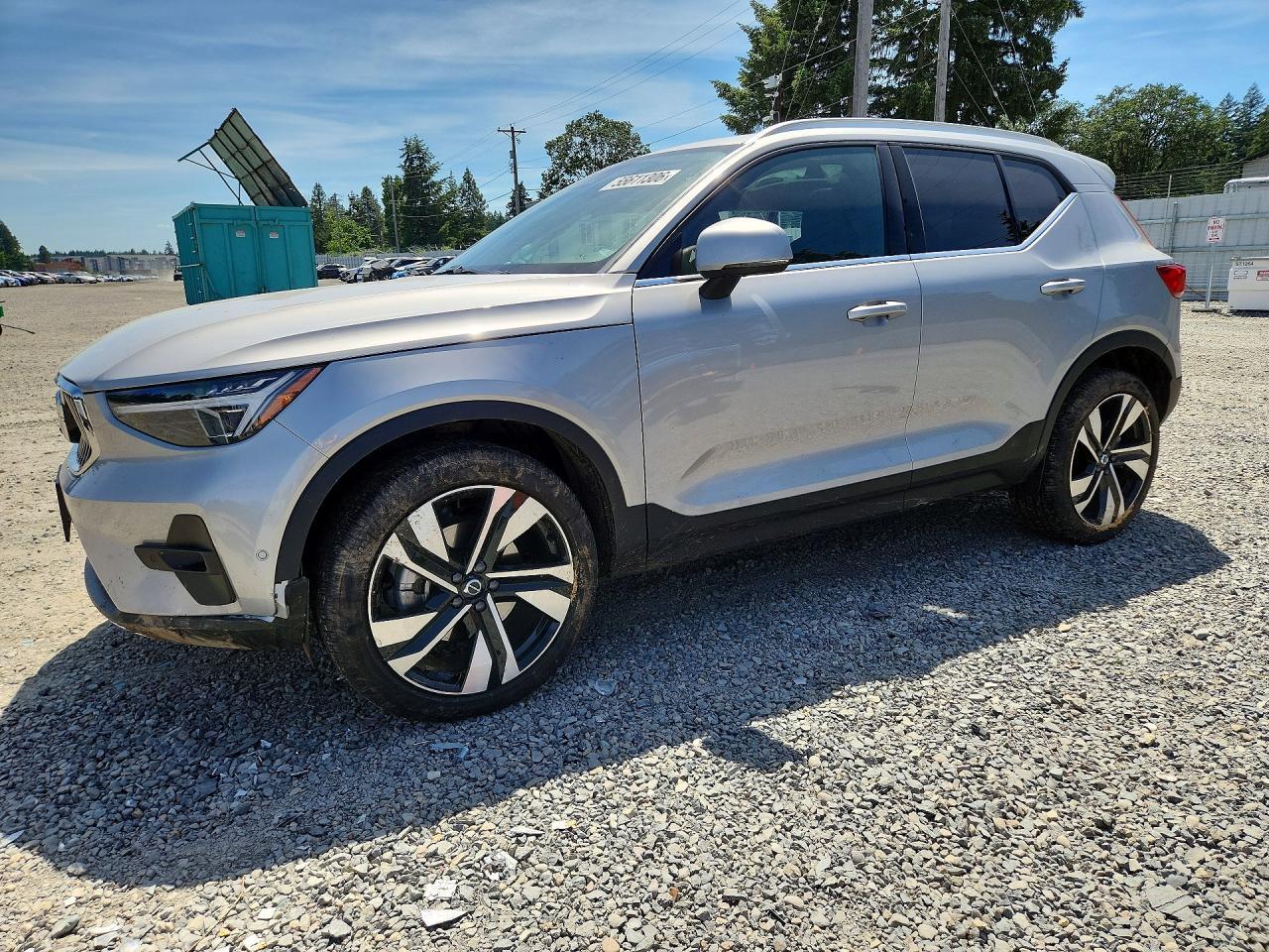 2025 Volvo Xc40 Ultra - zdjęcie główne
