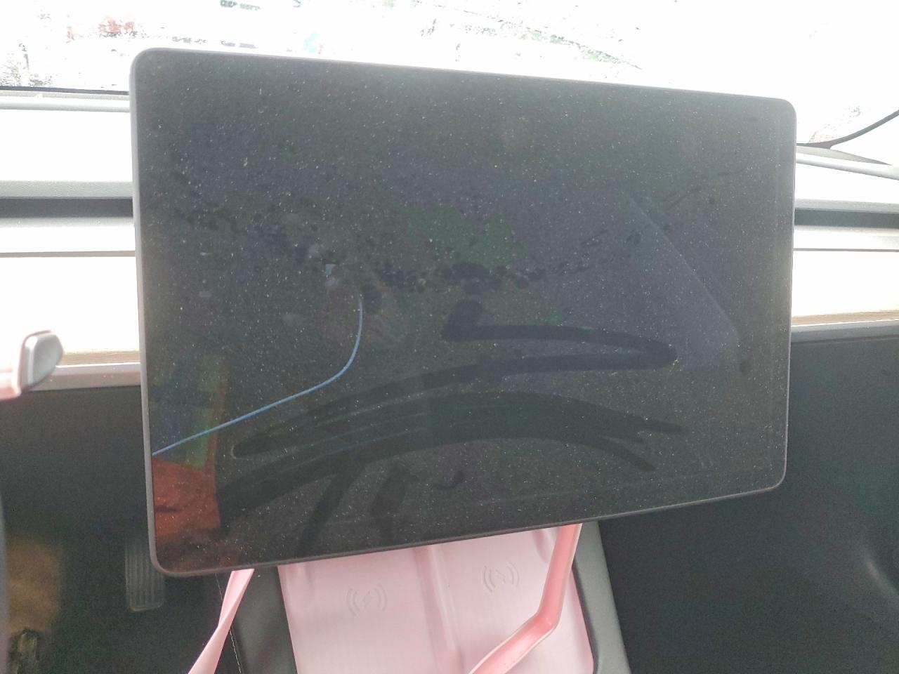 2021 Tesla Model 3 - zdjęcie 9