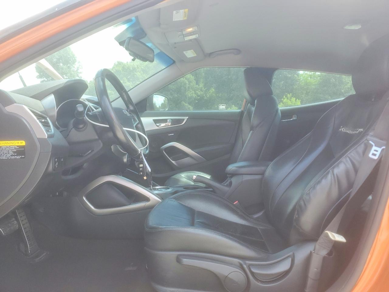2014 Hyundai Veloster Re:flex - zdjęcie 7