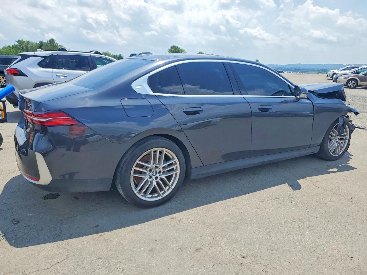 BMW Seria 5 - zdjęcie 3