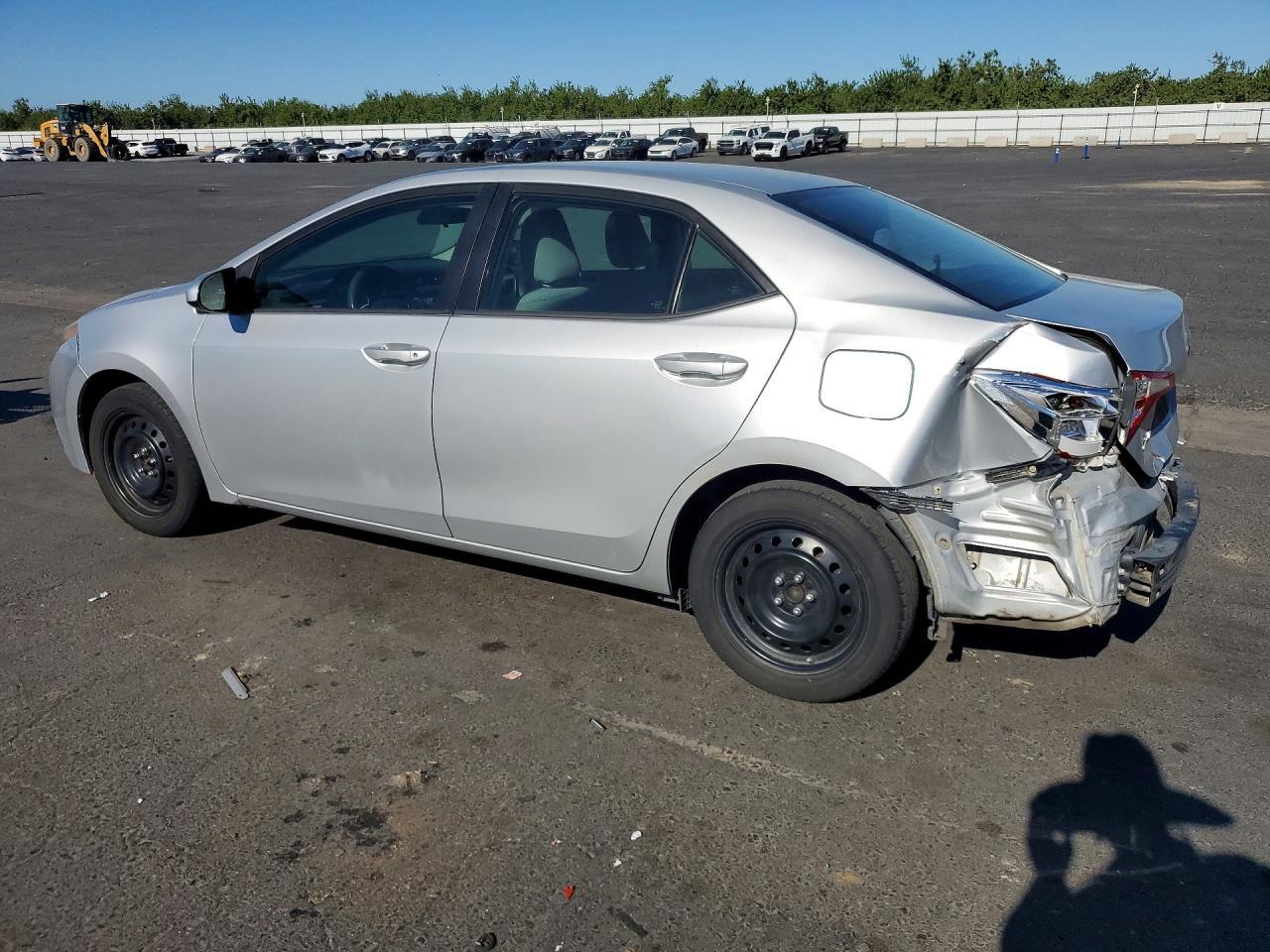 2016 Toyota Corolla Le - zdjęcie 2