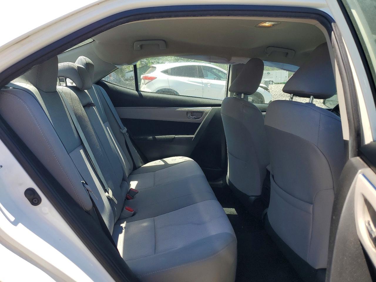 2015 Toyota Corolla Le - zdjęcie 10