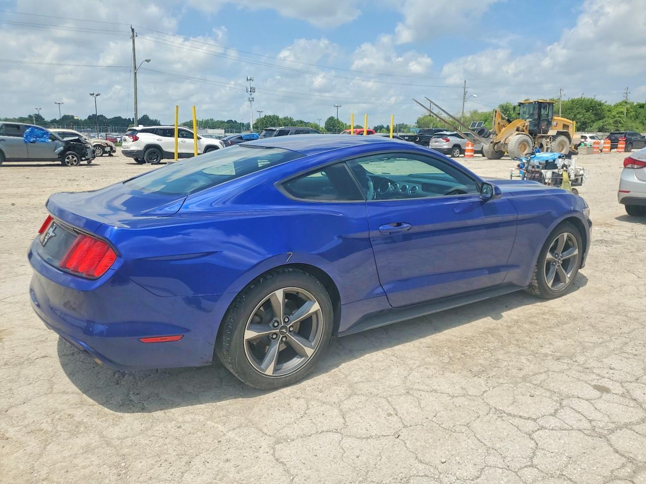 2015 Ford Mustang - zdjęcie 3