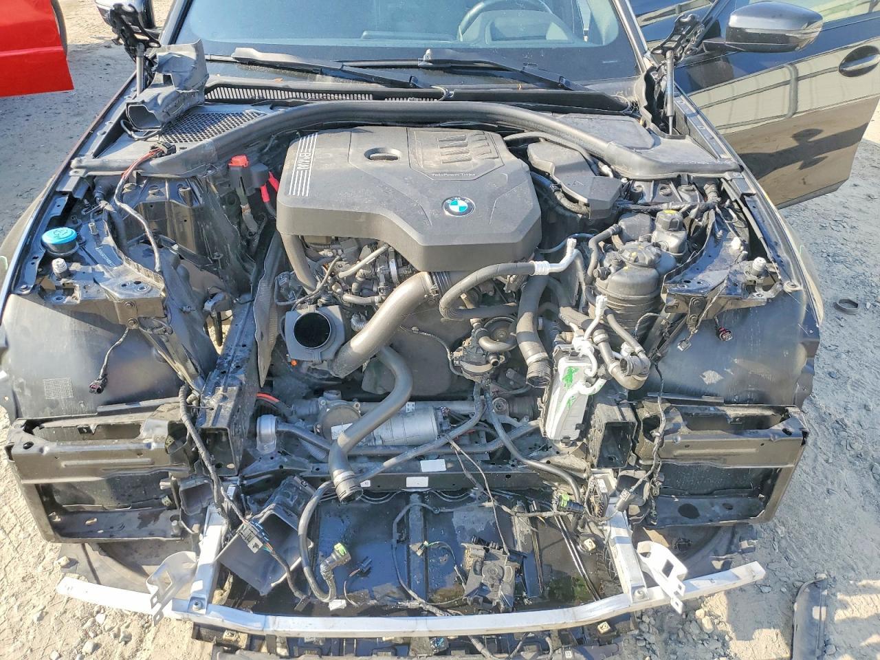 2021 BMW 330I - zdjęcie 11